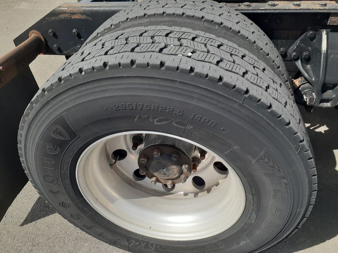 2013 KENWORTH T 700 - Image 26